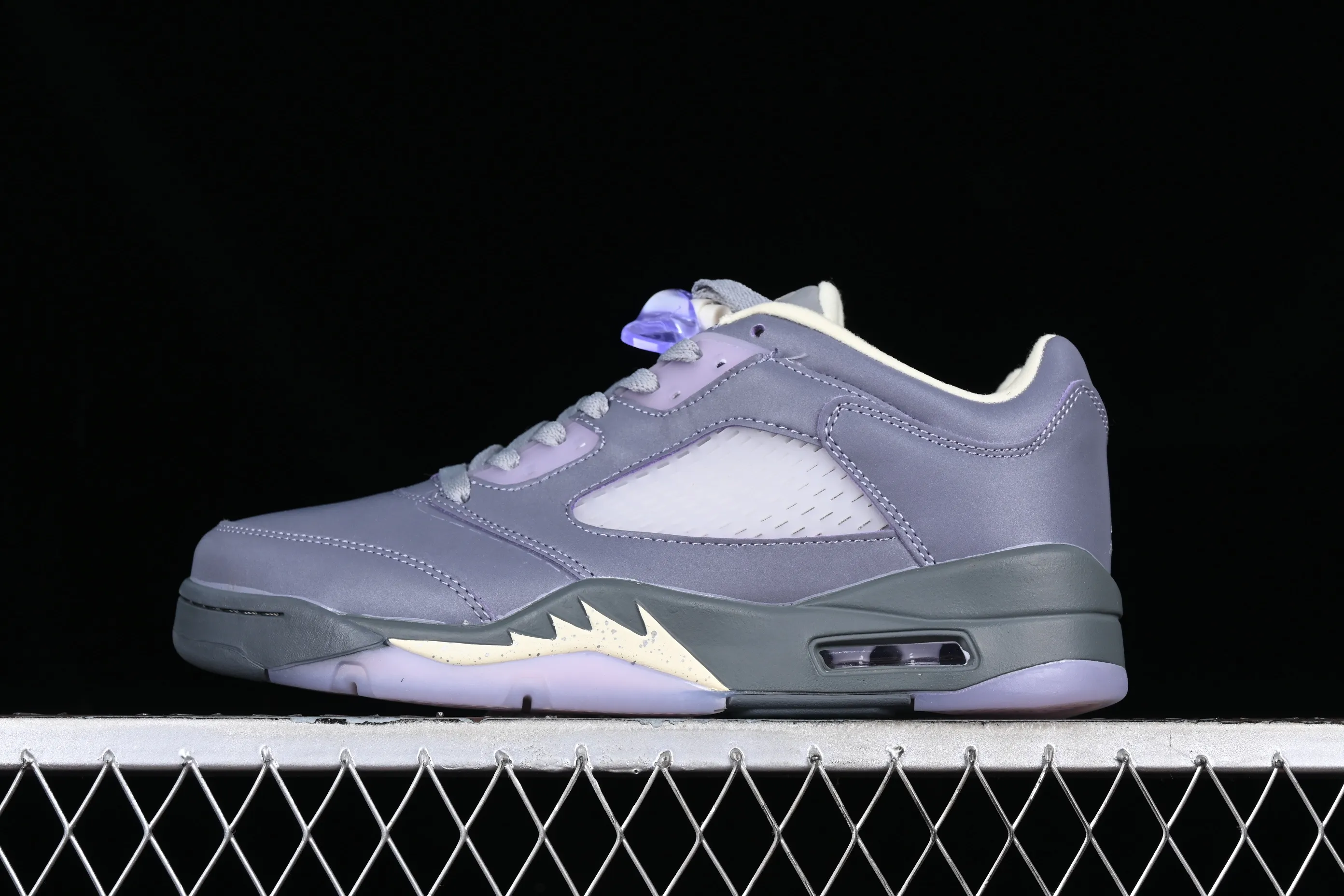 All categories Air Jordan Jordan series basketball shoes Air Jordan 5 G version Air Jordan 5 Low "Indigo Haze" AJ5 Joe 5 3M reflective indigo fog color low-top basketball shoes FJ4563-500